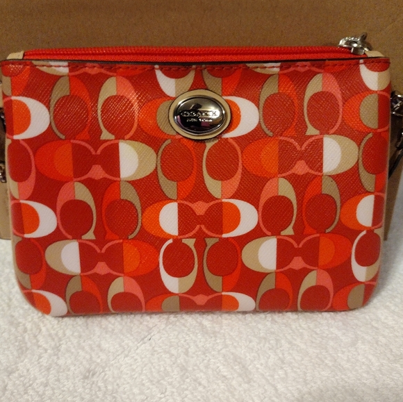 Coach Wristlet - Picture 3 of 5